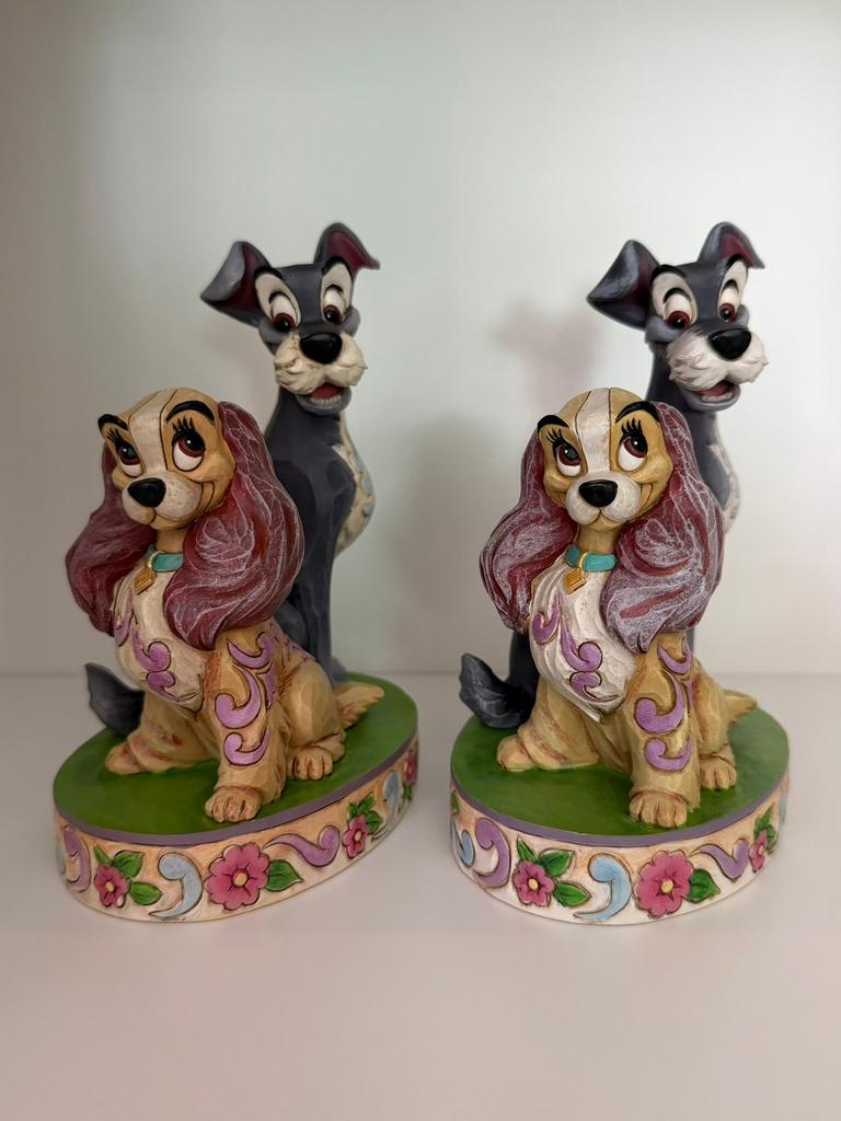 2x Lady en de Vagebond Disney Traditions, Verzamelen, Disney, Zo goed als nieuw, Beeldje of Figuurtje, Ophalen of Verzenden