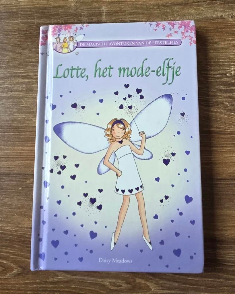 Lotte, het mode-elfje Daisy Meadows, Boeken, Ophalen of Verzenden, Zo goed als nieuw, Daisy Meadows, Sprookjes