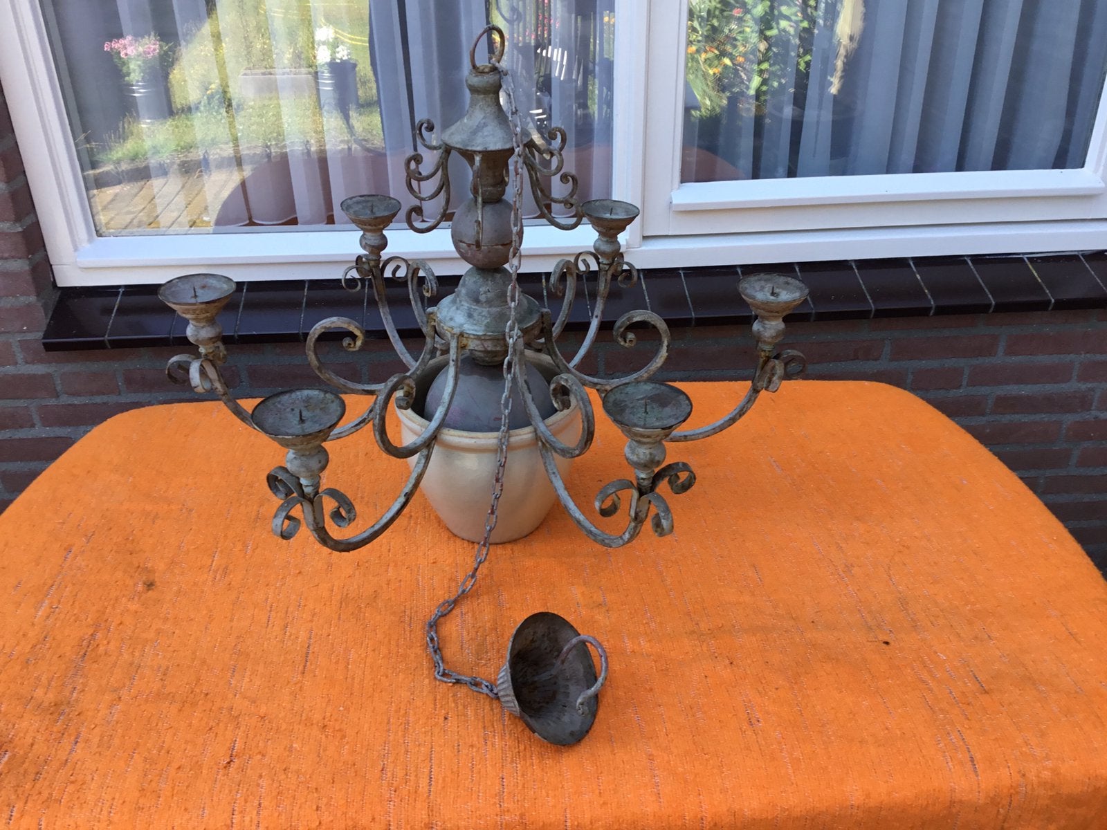 BROCANTE  IJZEREN  HANGKANDELAAR  VOOR   6  KAARSEN, Ophalen, Gebruikt, Kandelaar