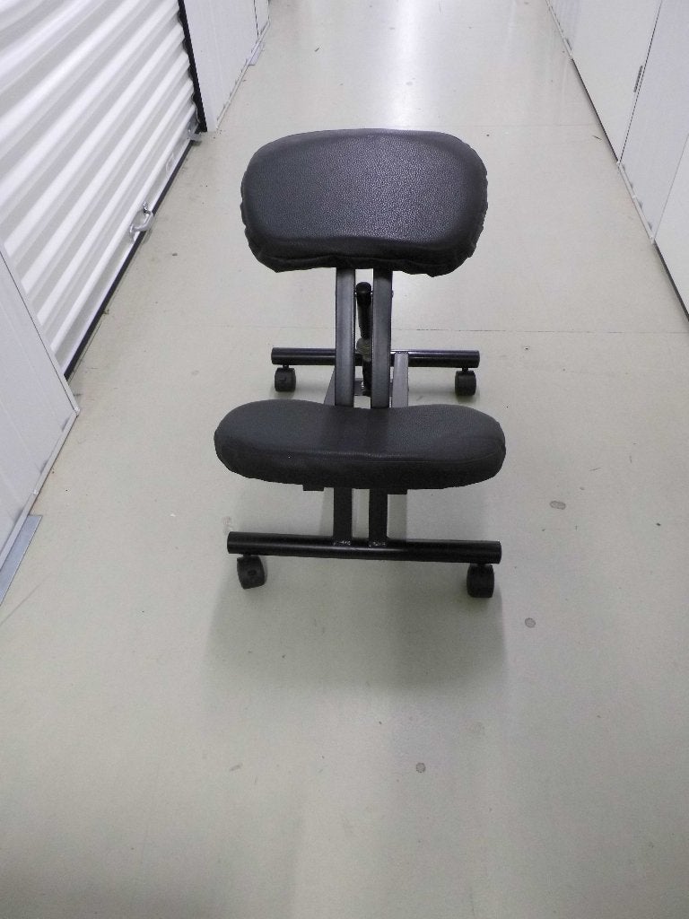 (knie) bureaustoel zonder rugleuning, Ophalen, Zo goed als nieuw, Zwart