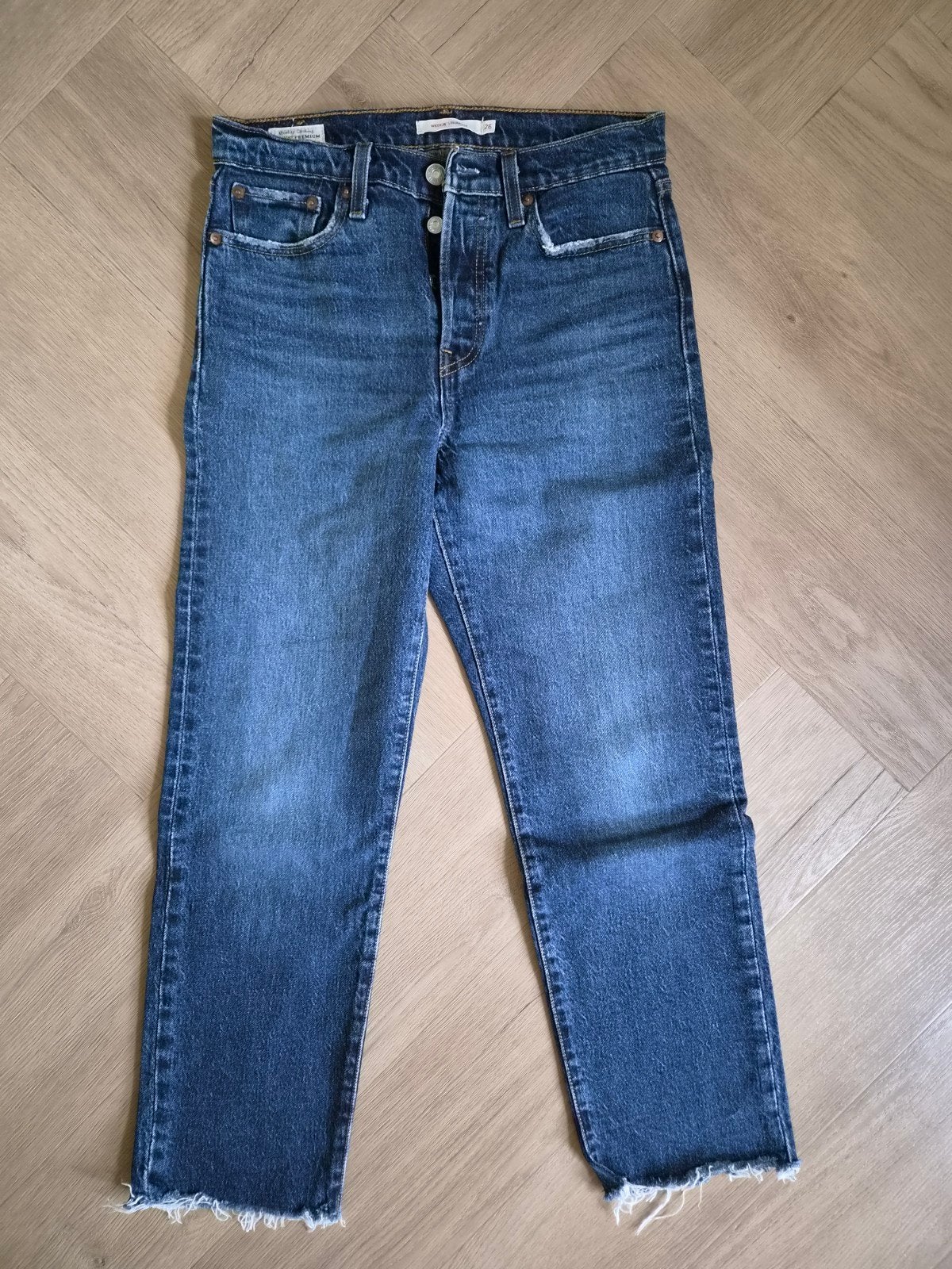 Levi's wedgie straight W26/L26, Blauw, Ophalen of Verzenden, Zo goed als nieuw, W27 (confectie 34) of kleiner