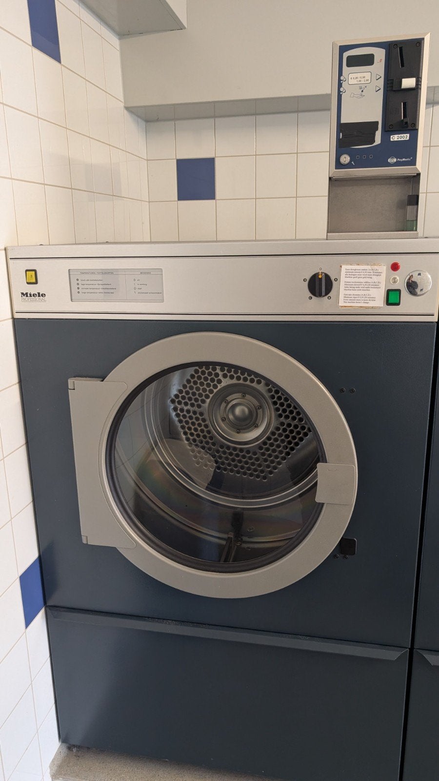 2x Miele T 5200 G Professionele Droger met muntenautomaat, Witgoed en Apparatuur, Gebruikt, Luchtafvoer, 8 tot 10 kg, Ophalen of Verzenden