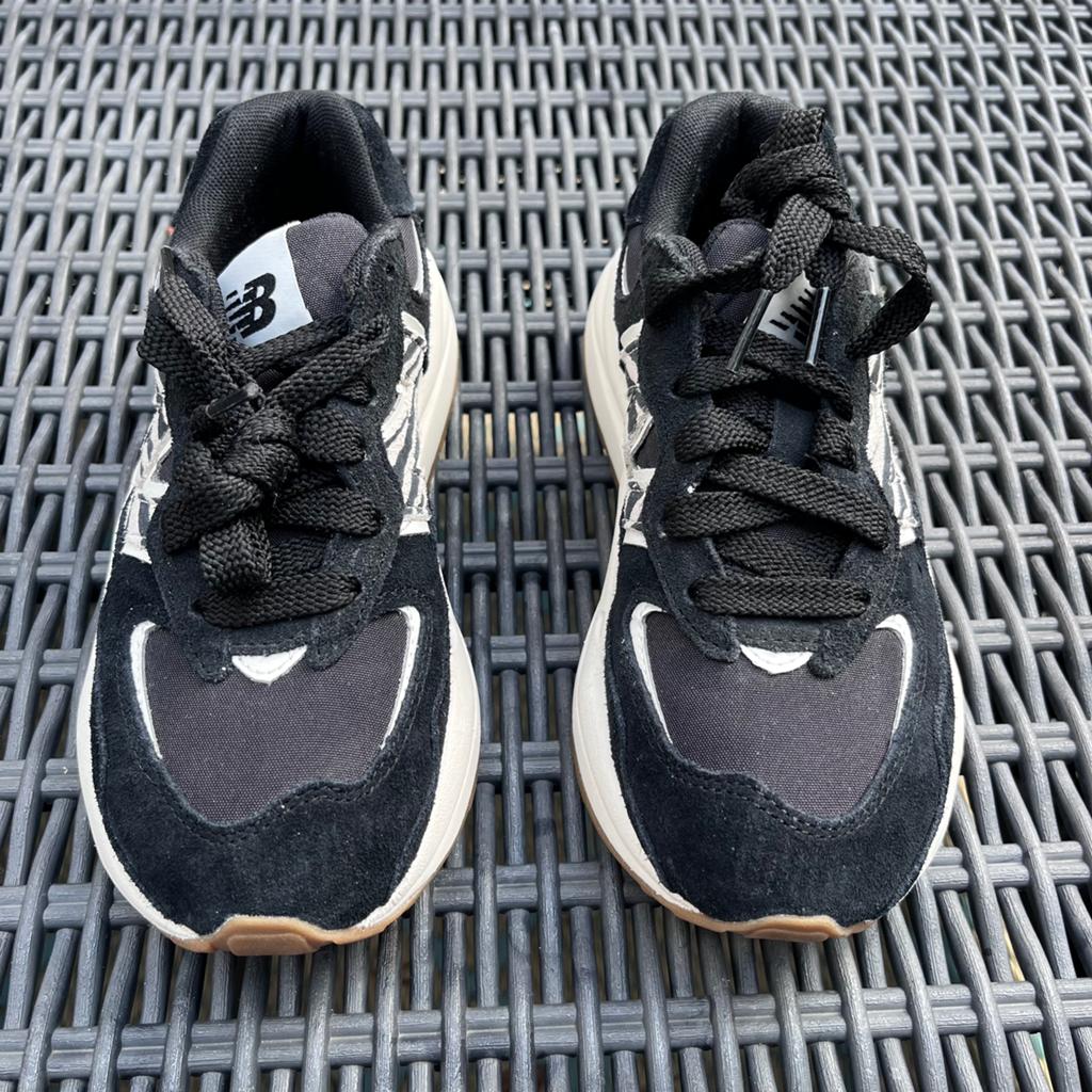 New Balance sneakers maat 35, Zwart, Ophalen of Verzenden, Sneakers of Gympen, Zo goed als nieuw