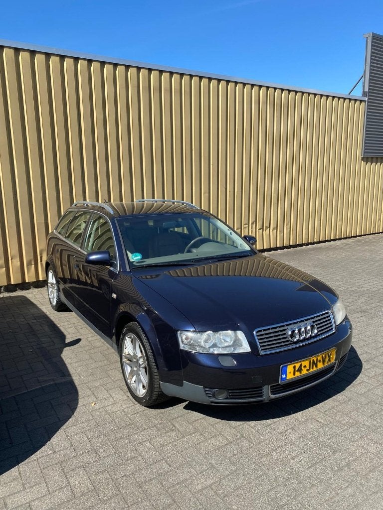 Audi A4 2.4 Exclusive MT Avant V6 170pk AUT 2002 Blauw, Auto's, Automaat, Beige, A4, Stationwagon