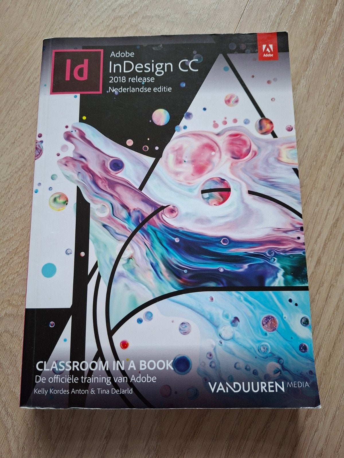 Adobe indesign cc classroom in a book, Ophalen of Verzenden, Zo goed als nieuw, Kelly Kordes Anton; Tina De Jarld