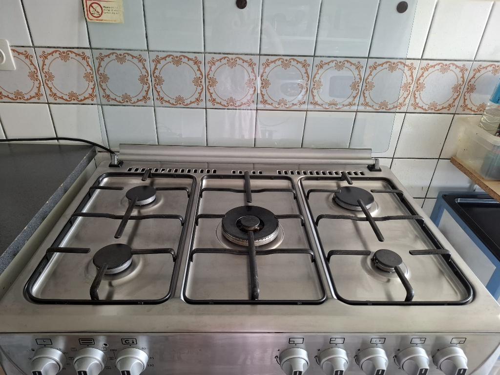 Krachtige Wiggo gasfornuis incl. wokbrander & ruime oven, Ophalen, 60 cm of meer, Zo goed als nieuw, Gas