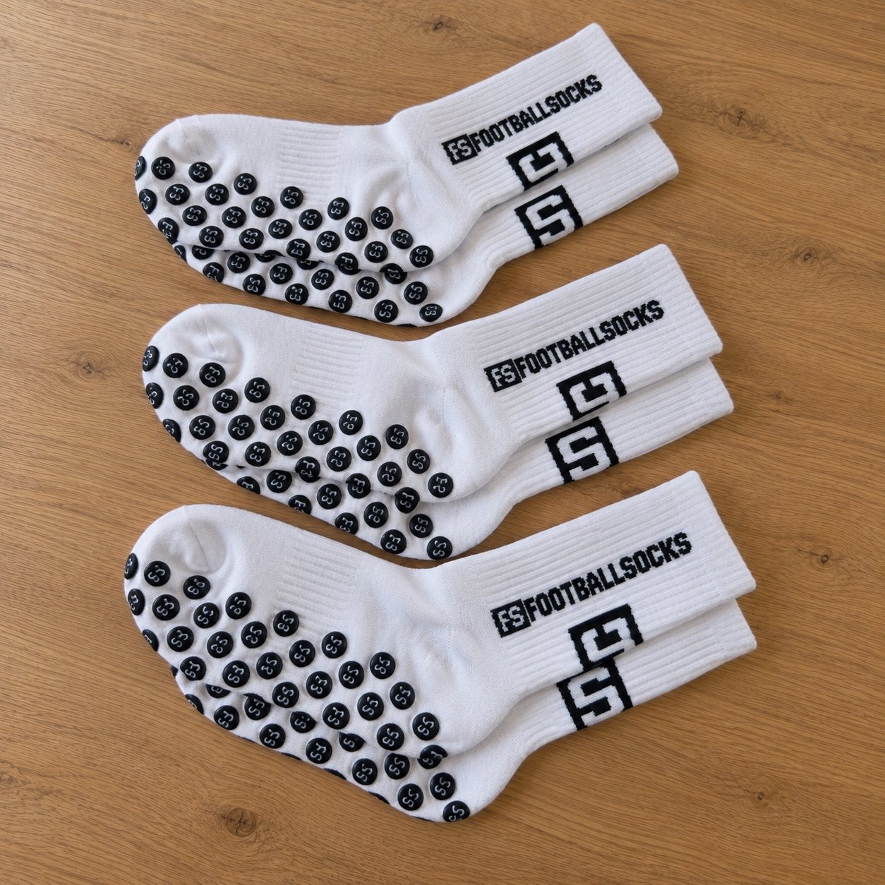 3x Nieuwe antislip voetbalsokken - One Size Fits All, Maat XL, Ophalen of Verzenden, Nieuw, Overige typen