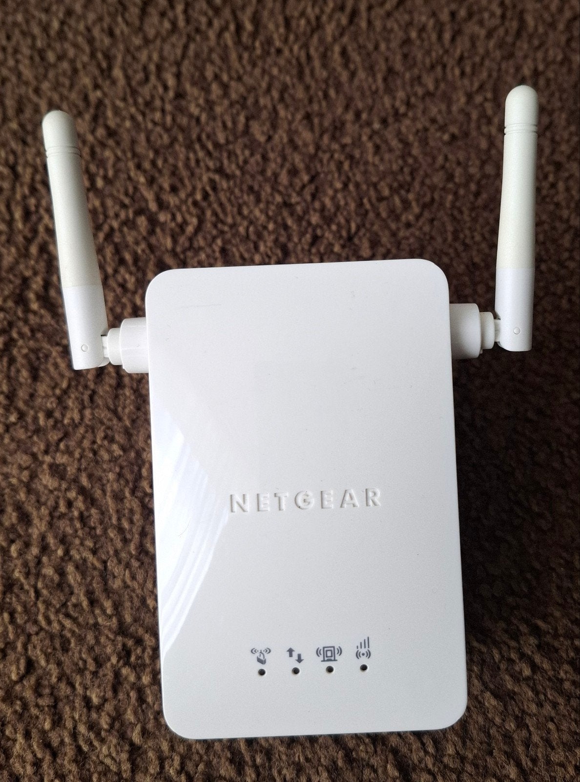 NETGEAR WN3000RPv2 Universele WiFi Range Extender, Ophalen of Verzenden, Zo goed als nieuw, Router, NETGEAR