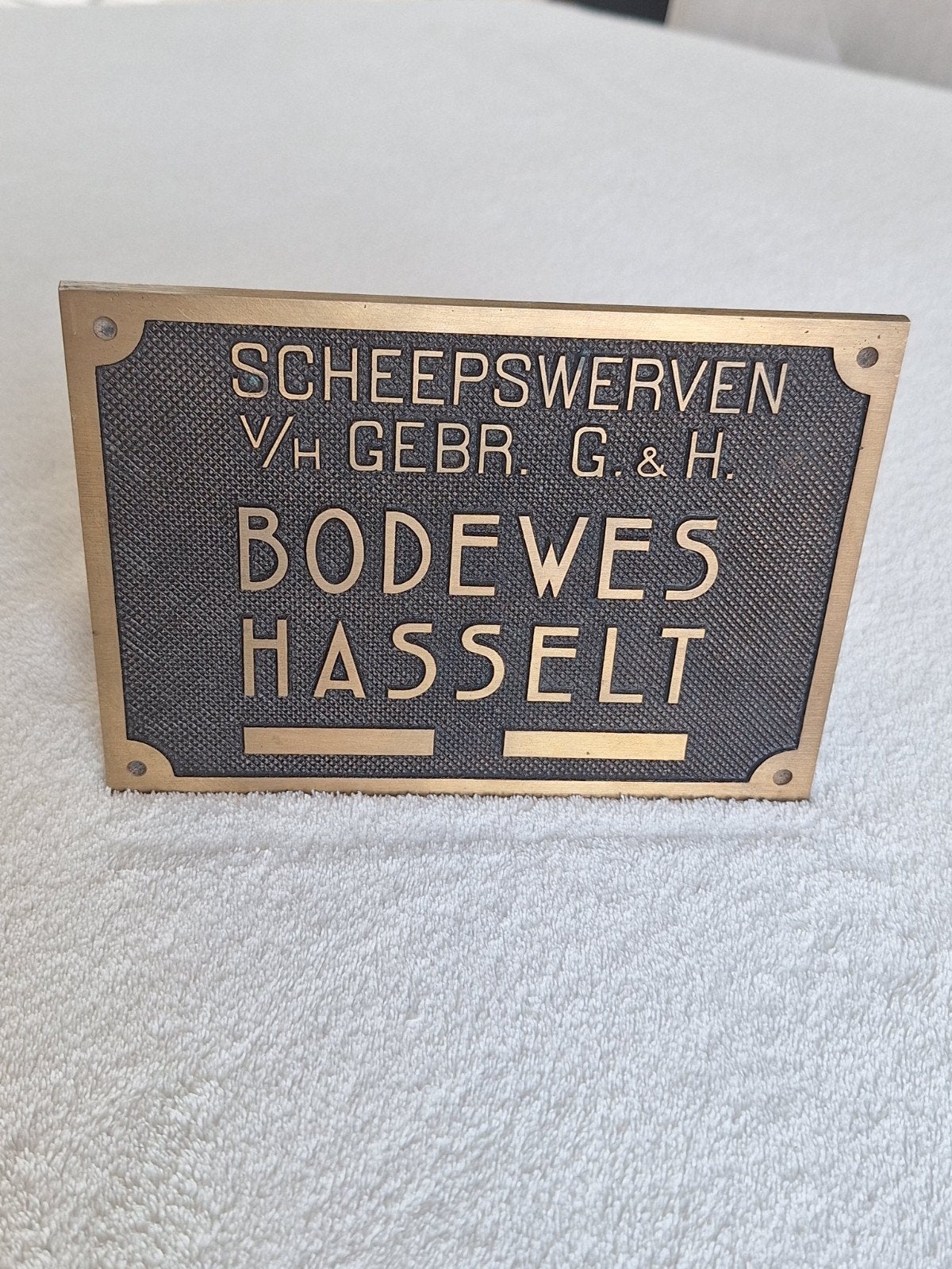Messing Bordje van  "  SCHEEPSWERF BODEWES ", Ophalen of Verzenden, Nieuw, Overige typen