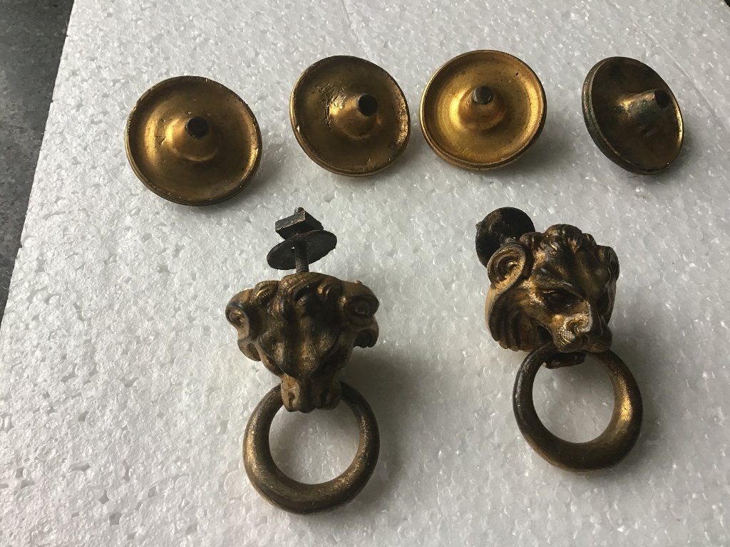 Leeuwenkopjes en pootjes voor marmeren pendule, Antiek en Kunst, Verzenden