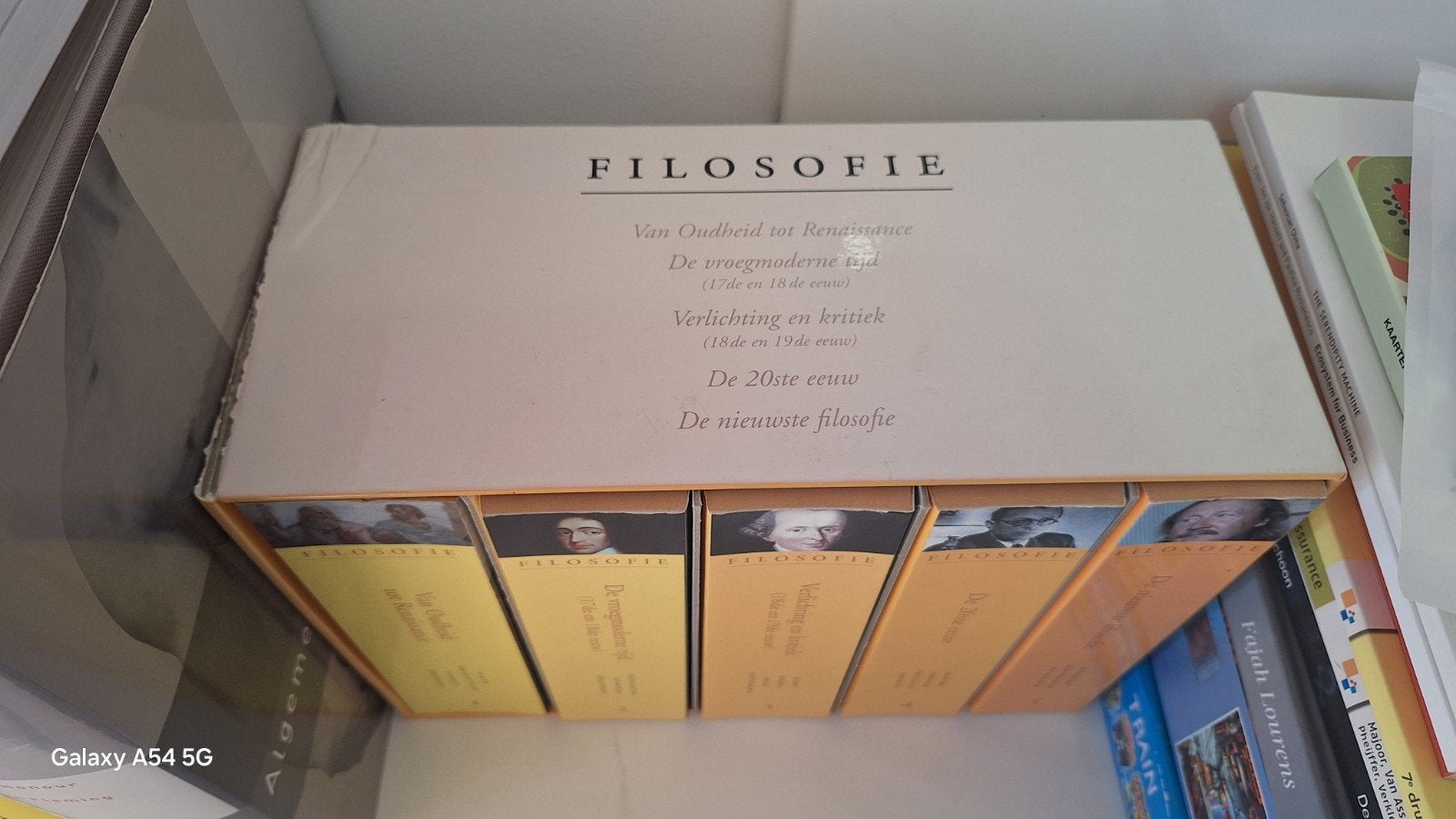 MOET NU WEG: complete filosofiebundel cadette serie set, Boeken, Ophalen of Verzenden, Zo goed als nieuw, Wijsbegeerte of Ethiek