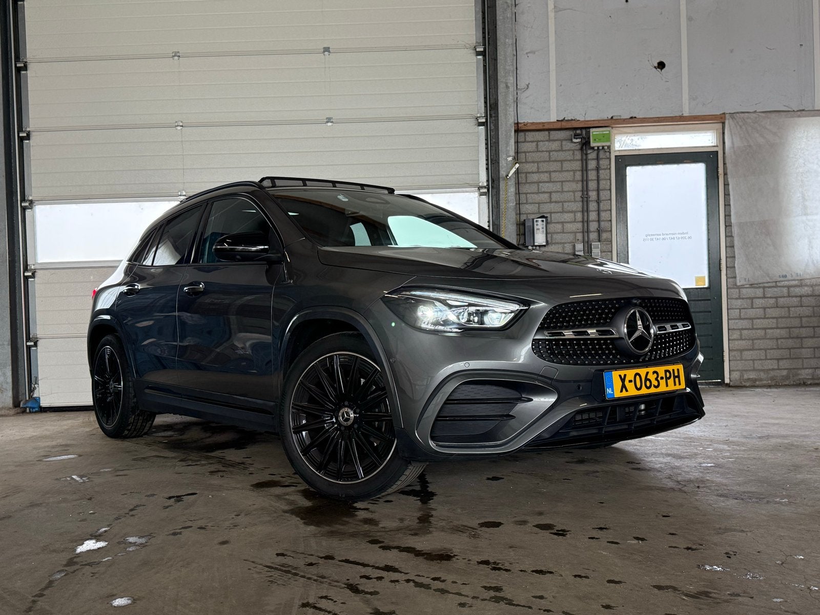 Mercedes-Benz GLA AMG | 360* camera | Pano | NAP | Vol optie, Auto's, 136 pk, Zwart, 4 cilinders, Parkeerassistent