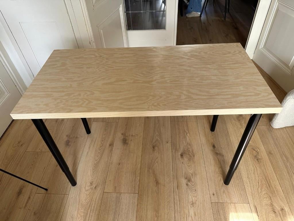 Bureau - IKEA, Huis en Inrichting, Bureaus, Ophalen, Overige typen, 120 cm, Hout