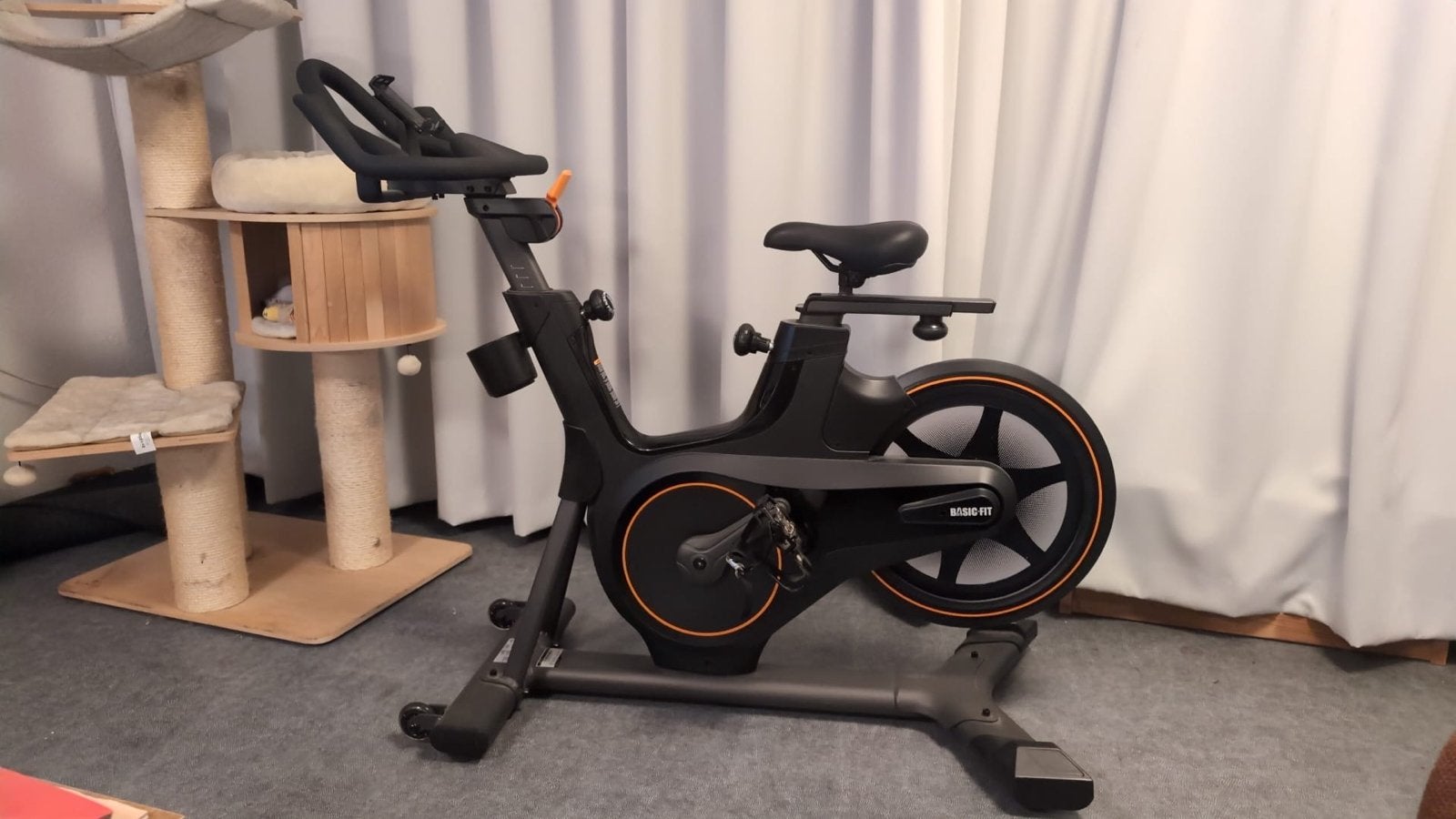 Basic-Fit Spinningfiets, Ophalen, Spinningfiets, Zo goed als nieuw, Metaal