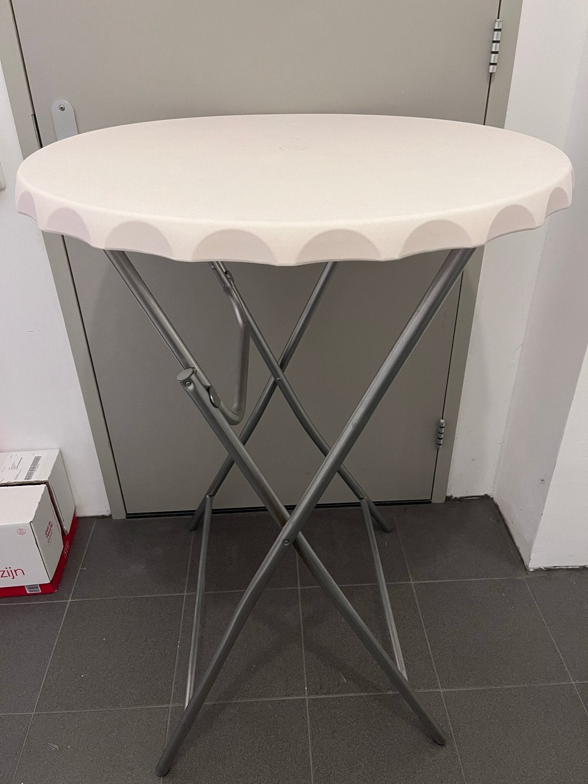 Inklapbare statafel / partytafel - wit blad, grijs onderstel, Ophalen, Zo goed als nieuw