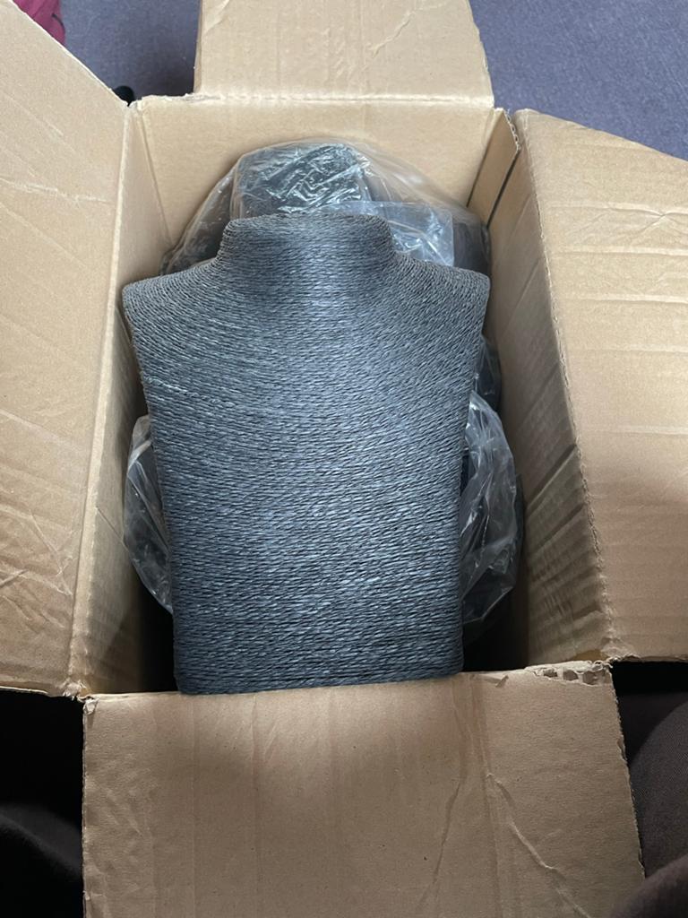 4x Buste Sieradenhouder, Ophalen, Zo goed als nieuw