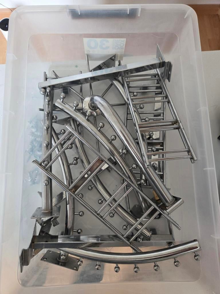 Diverse metalen kleding ophangsystemen., Ophalen, Metaal, Wandkapstok, Minder dan 100 cm