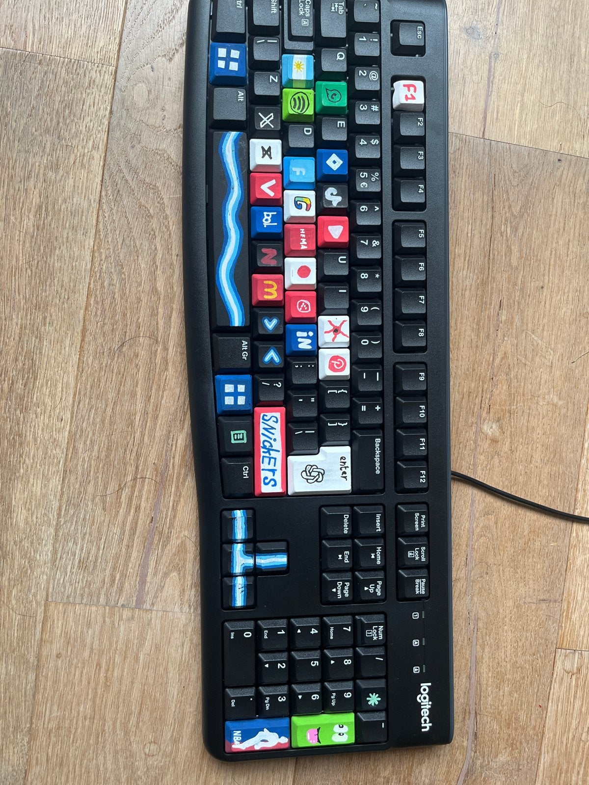 Logitech MK120 Toetsenbord en Muis Set - Qwerty, Computers en Software, Ophalen of Verzenden, Zo goed als nieuw, Qwerty, Numeriek gedeelte