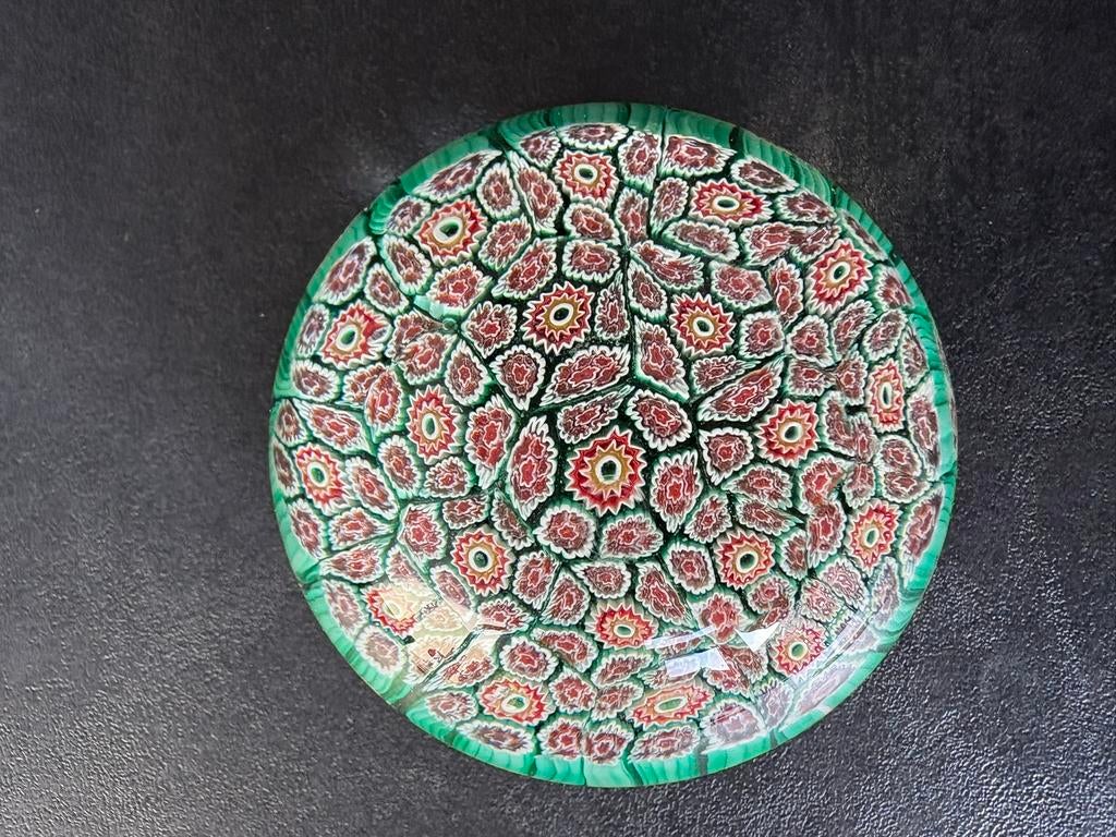Vintage Murano millefiori paper weight, Verzenden