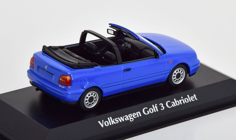 Maxichamps 1:43 Volkswagen Golf 3 Cabriolet 1997 blauw, Hobby en Vrije tijd, -, Nieuw, Ophalen of Verzenden, -
