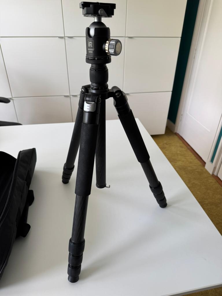 Innorel RT75c carbon statief met U44 balhoofd, Zo goed als nieuw, Minder dan 150 cm, Met balhoofd, Ophalen of Verzenden