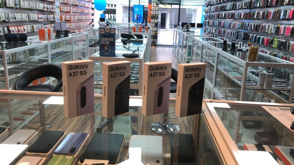 Samsung Galaxy A37   256gb /  iphone 17  /  ipad 11  128GB, Ophalen of Verzenden, Zo goed als nieuw, Overige typen, Samsung
