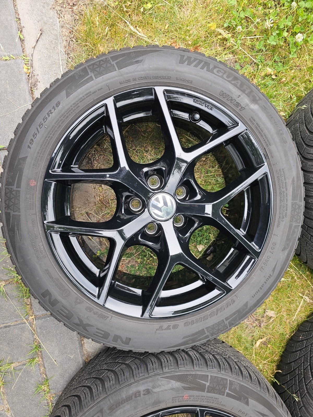 Vw Polo 16 inch BORBET ( Y )velgen met goede NEXEN winterban, Auto diversen, Ophalen of Verzenden