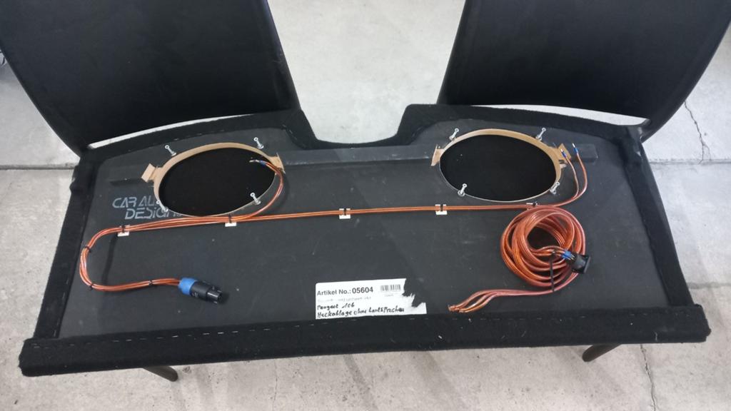 MDF speaker Hoedenplank Peugeot 106 gti etc, Ophalen
