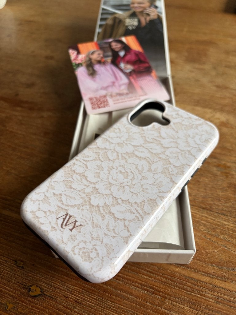 AVY Apple iPhone 17 cover + telefoonkoord (nieuw), Ophalen of Verzenden, Nieuw, IPhone 17