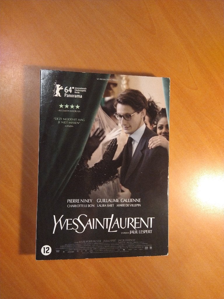 DVD Yves Saint Laurent, Alle leeftijden, Ophalen of Verzenden, Zo goed als nieuw