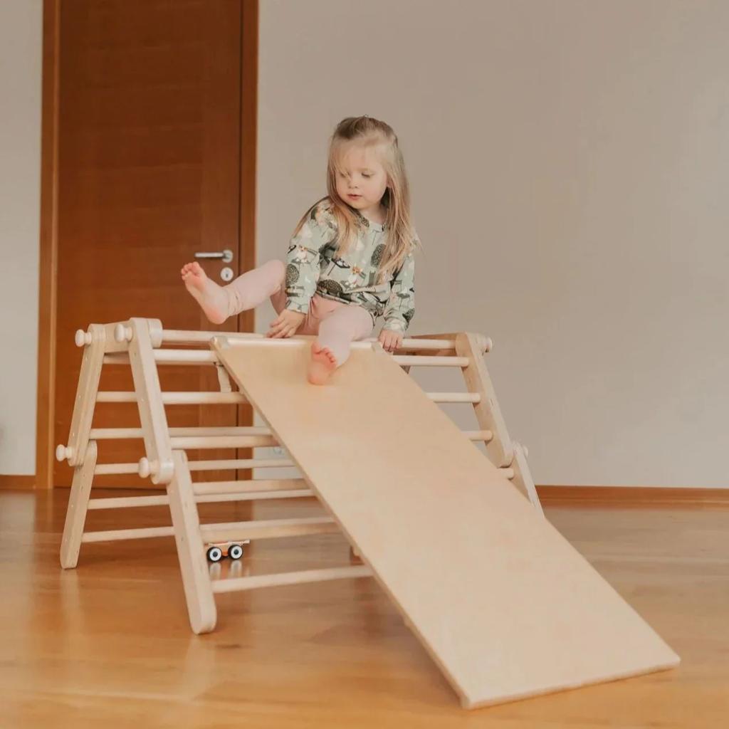 Houten Klimrek met Glijbaan Ette Tete - Fipitri, Ophalen, Zo goed als nieuw, Glijbaan