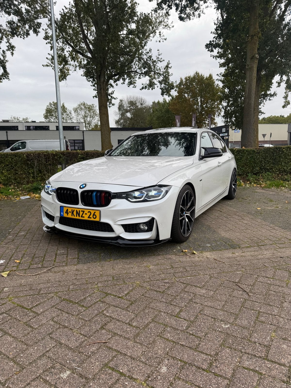 BMW 3-Serie 2.0IX 320 135KW Aut8 (f30) 2013 Wit, Auto's, Achterwielaandrijving, 4 cilinders, Wit, Origineel Nederlands
