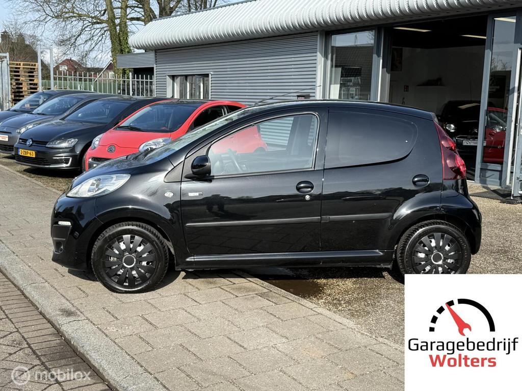 Peugeot 107 1.0 Envy AIRCO 5DRS NW APK ONDERHOUD+GARANTIE, Auto's, Peugeot, Voorwielaandrijving, Stof, Gebruikt, Zwart