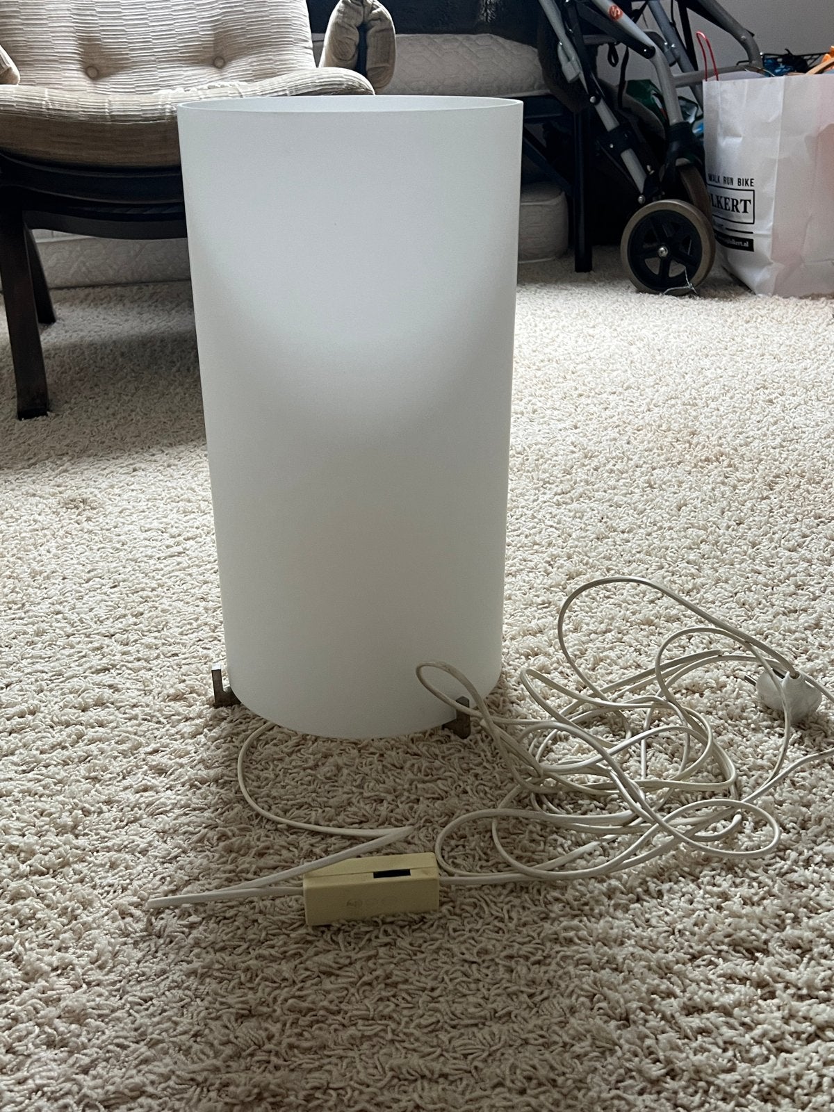 Glazen witte cilindervormige vloerlamp, Huis en Inrichting, Ophalen, Gebruikt, E27 (groot), Glas