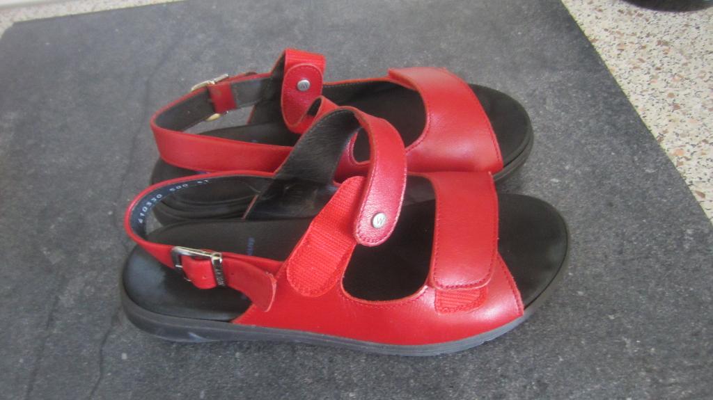 Net paar Dames sandalen.(Wolky), Kleding | Dames, Schoenen, Wolky, Zo goed als nieuw, Rood, Sandalen of Muiltjes