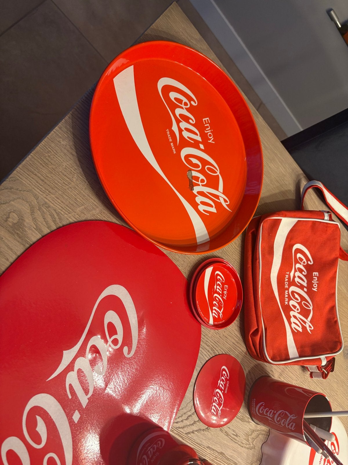 Grote Coca-Cola verzameling: dienbladen, tas, blikken, Ophalen, Gebruikt, Overige typen