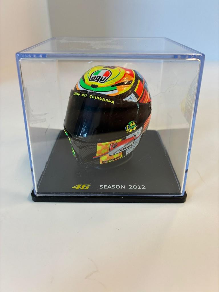 69752: Helm - MotoGP - Valentino Rossi - Season 2012 - 1:5, Overige typen, Zo goed als nieuw, Bachsatztstr. 54 D 72131 Ofterdingen, Germany