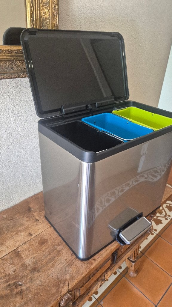 Afvalbak voor afvalscheiding 3 bakken 27 Liter, Huis en Inrichting, Woonaccessoires | Prullenbakken, 50 – 75, Kunststof, Met pedaal