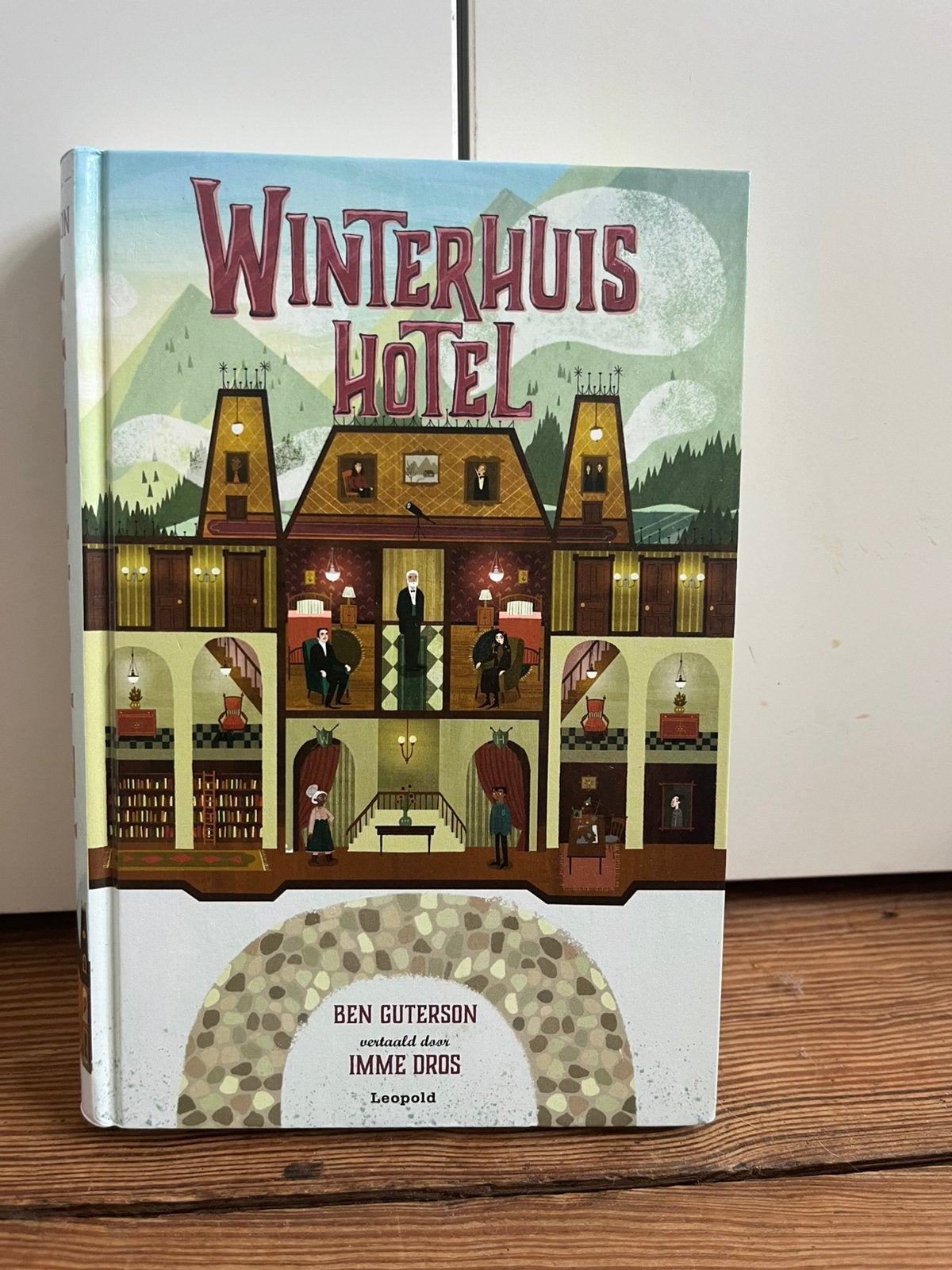 Winterhuis Hotel - Ben Guterson, Ophalen of Verzenden, Zo goed als nieuw