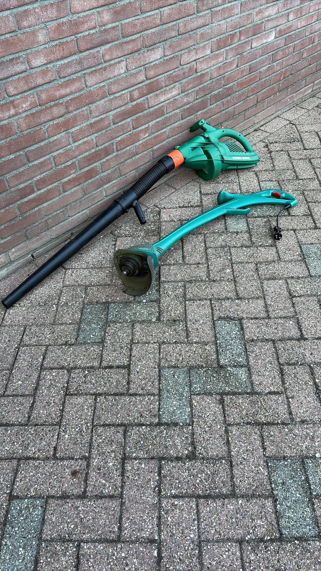 Tuingereedschap. Trimmer en bladblazer., Tuin en Terras, Ophalen, Zo goed als nieuw, Elektrisch