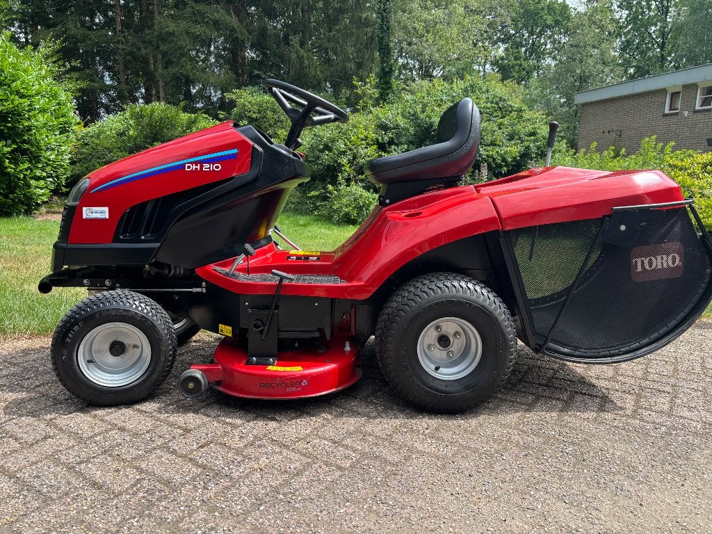 Mooi Toro DH 210 hydrostaat, Ophalen, Toro, Zo goed als nieuw, 90 tot 120 cm