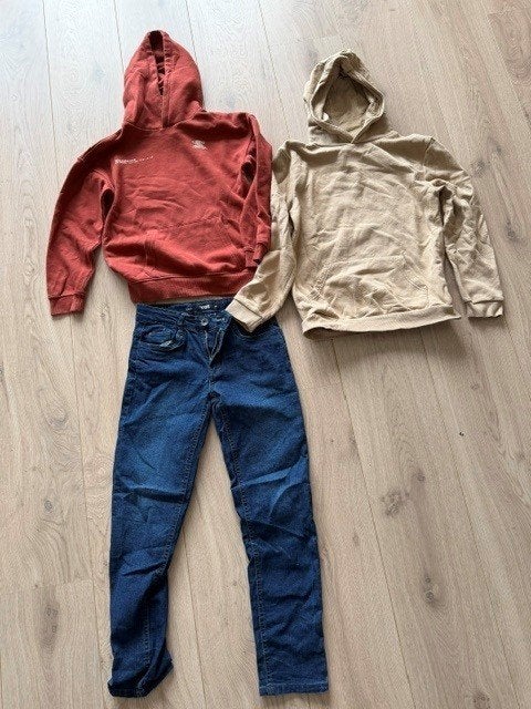 Kinderkleding maat 146: hoodies / spijkerbroek als nieuw, Kinderen en Baby's, Kids, Ophalen of Verzenden, Jongen, Overige typen