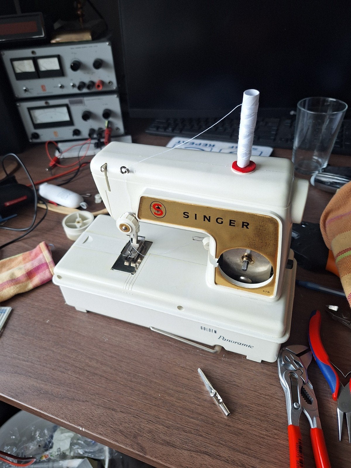 Singer 67B Naaimachine - Niet werkend, voor onderdelen, Ophalen of Verzenden, Gebruikt, Naaimachine, Singer