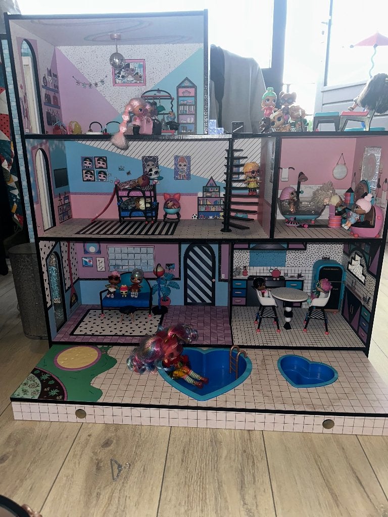 Lol poppenhuis en kapsalon, Kinderen en Baby's, Speelgoed | Poppenhuizen, Ophalen, Gebruikt, Poppenhuis