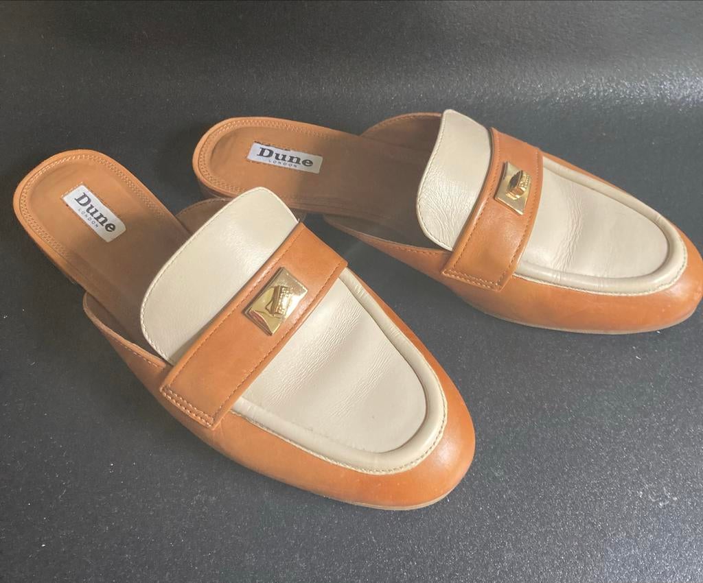 Slippers Maat 40 - Zomers en Gekleed, Ophalen, Gedragen, Bruin, Slippers