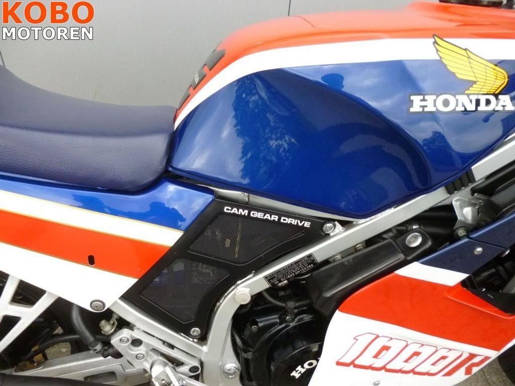 HONDA VF 1000 R (bj 1986), HONDA, 4 cilinders, Motorrijbewijs A, Bedrijf