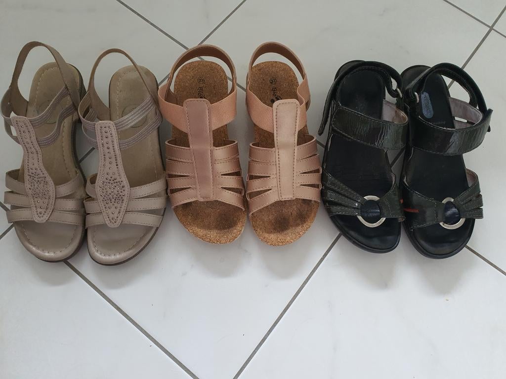 3 paar sandalen voor €10,00 per paar, Kleding | Dames, Schoenen, Zo goed als nieuw, Sandalen of Muiltjes, Blauw, Ophalen