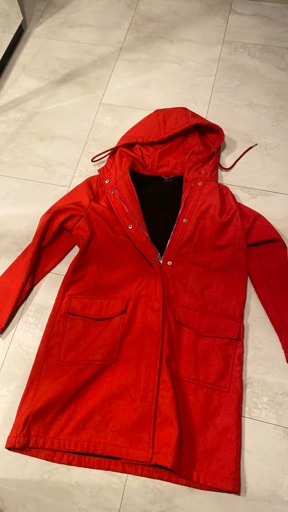 Rode jas maat:42, Kleding | Dames, Jassen | Winter, Ophalen of Verzenden, Zo goed als nieuw, Maat 42/44 (L), Rood