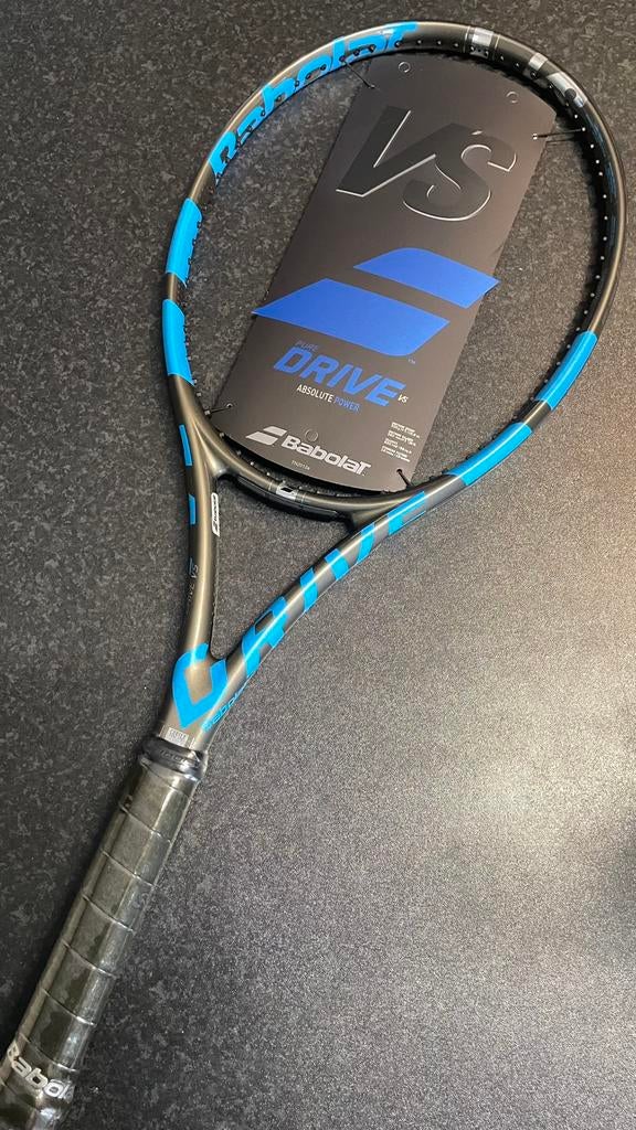 Babolat Pure Drive VS (grip2) nieuw, Sport en Fitness, Tennis, L2, Pure Drive, Verzenden, VS