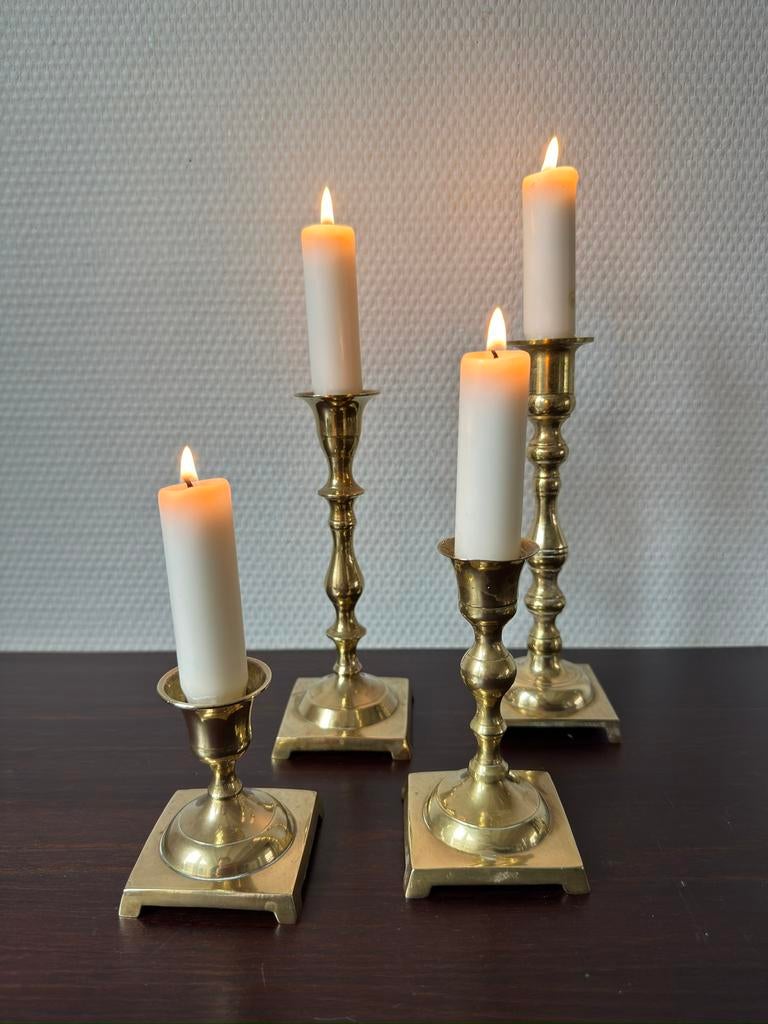 Set van 4 Koperen Vintage Messing Kandelaren, Kaarsenhouder, Huis en Inrichting, Woonaccessoires | Kandelaars en Kaarsen, Brons of Koper